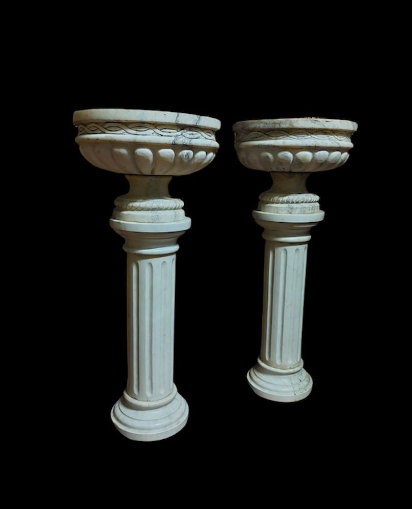 dars474 - coppia di vasi con colonne, misurano cm l 50 x p. 50 x h 115